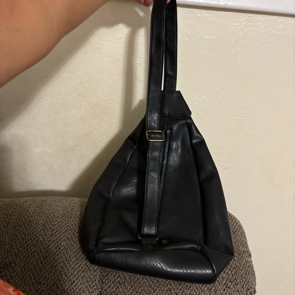 Vintage Faded Glory Crossbody Black Leather Women's Bag